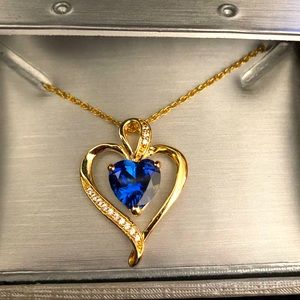 HEART SHAPED BLUE & WHITE SAPPHIRE HEART PENDANT